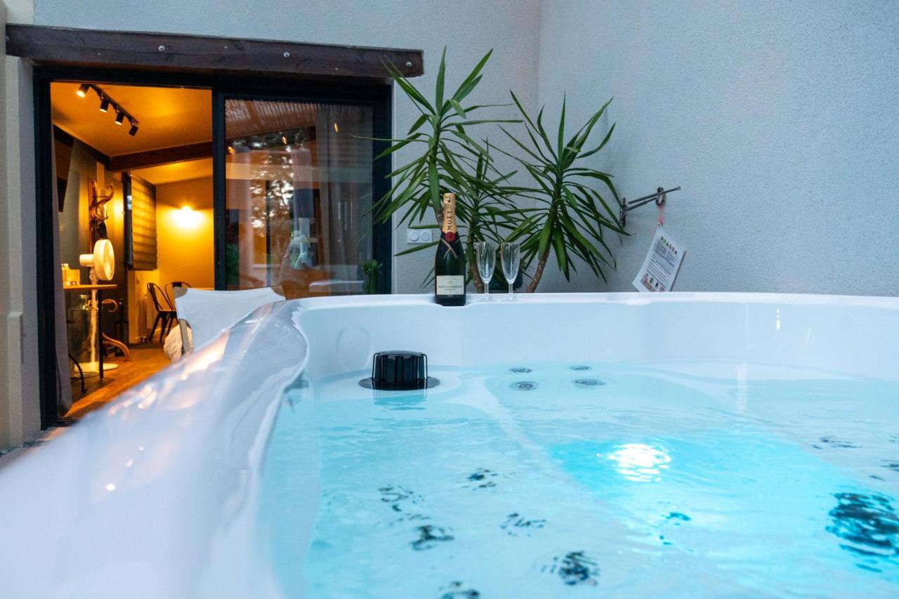 Yanna Lodge, Gite Classe 4 Etoiles Avec Spa Couvert Entierement Arrest Εξωτερικό φωτογραφία